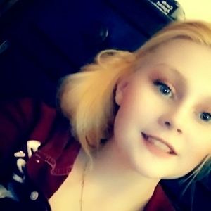 Meet your Posher, Cierra